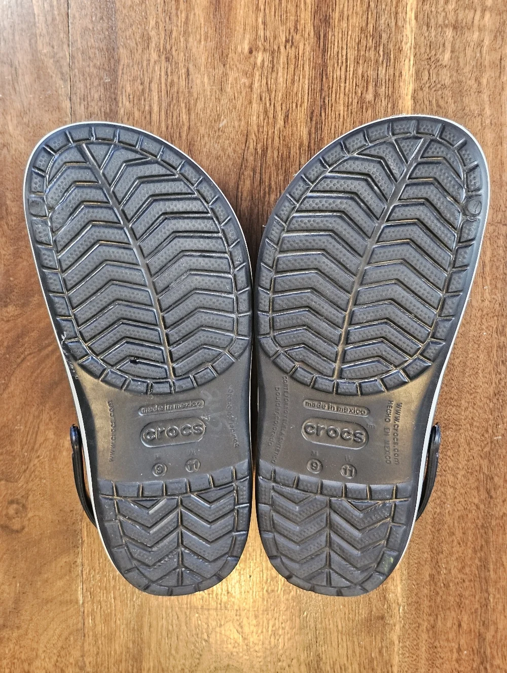 Crocs Black And White Unisex Size Mens 9 Size Womens 11